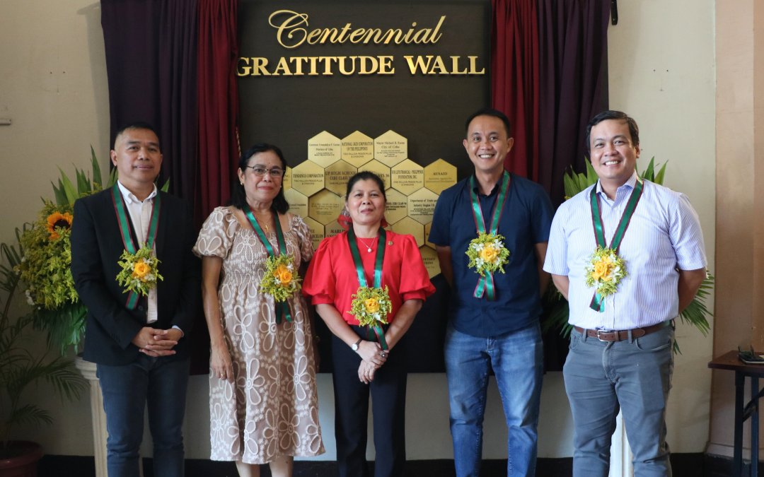 UP Cebu fetes donors and benefactors, unveils gratitude wall